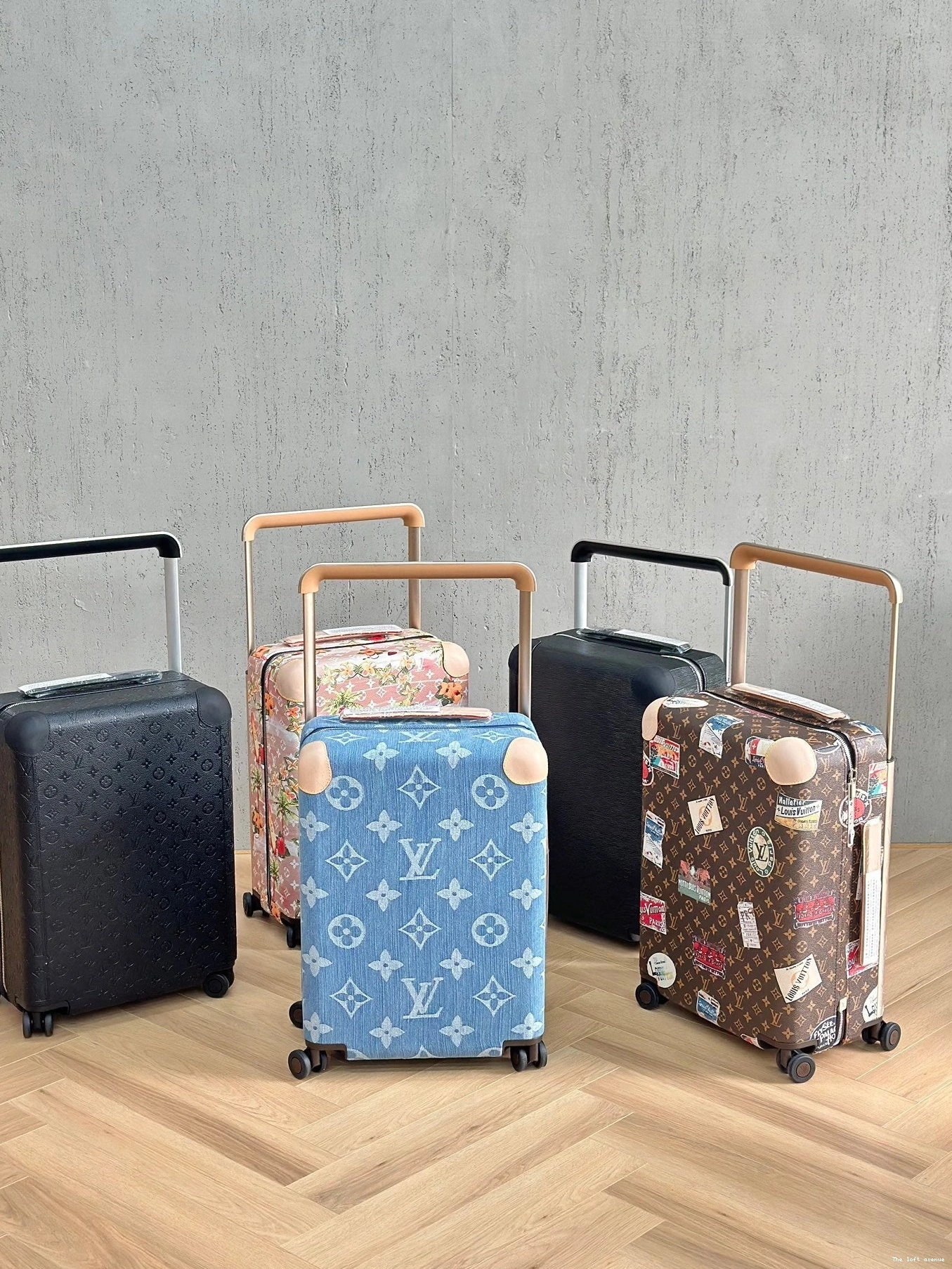 CABIN HORIZON 55 PATCHES TRAVEL CUSTOM SUITCASE 37L 0817
